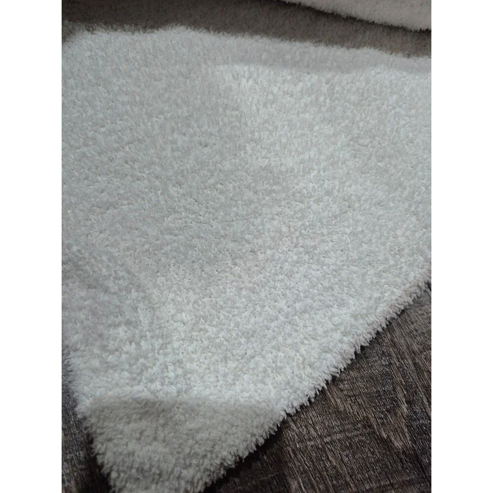 Bearpaw guy baby blanket size 0-6 months
